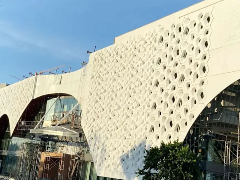 UHPC外墻掛板，讓建筑充滿無限想象